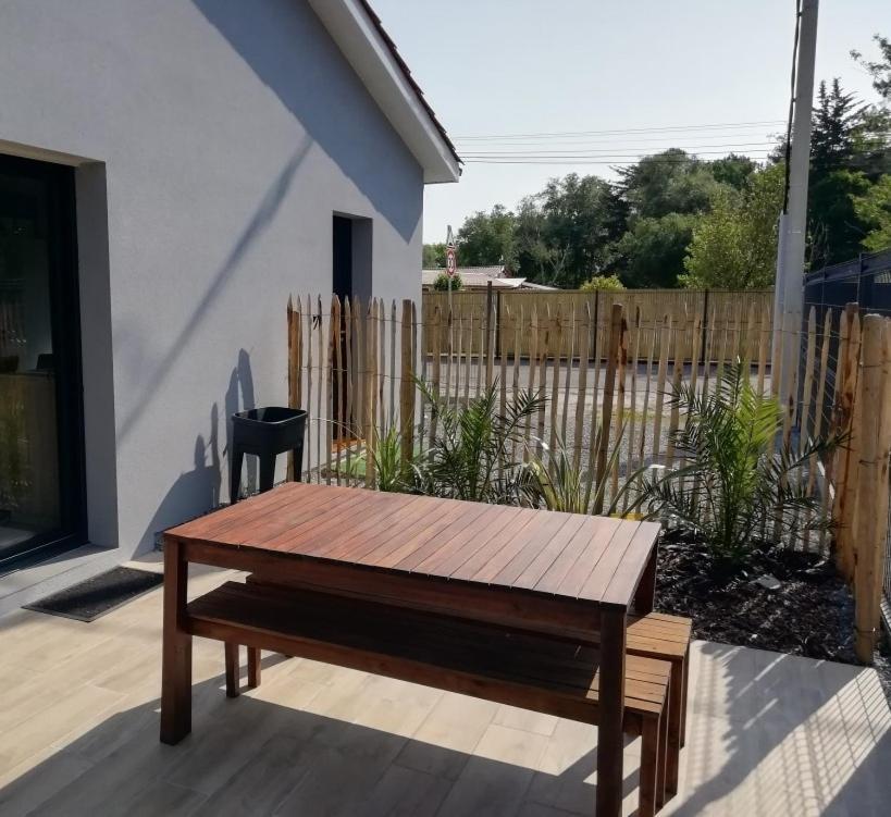 Charmante Maison Neuve Au Lac D'Hourtin Exterior foto